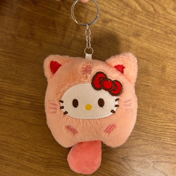 Sanrio Accessories - sanrio hello kitty lunar new year cat / tiger plush keychain